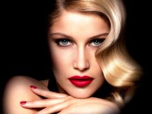 Laetitia Casta photo