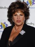 Lainie Kazan