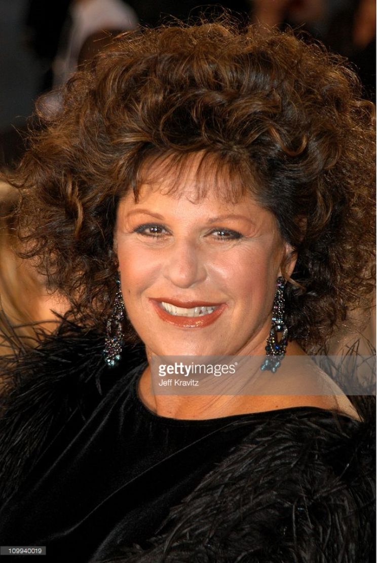 Lainie Kazan