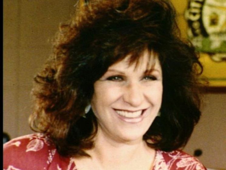 Lainie Kazan