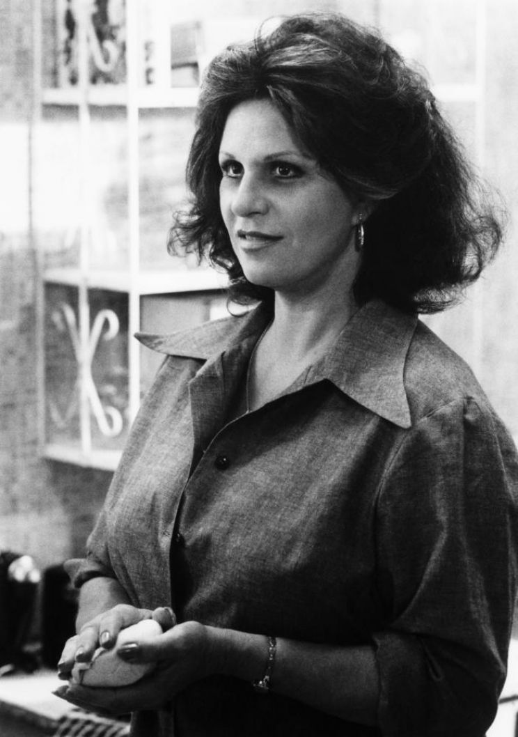 Lainie Kazan