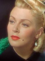 Lana Turner photo