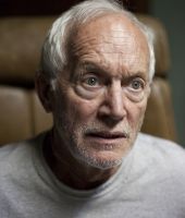 Lance Henriksen