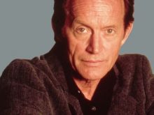 Lance Henriksen
