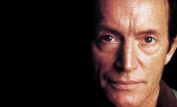 Lance Henriksen