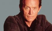 Lance Henriksen