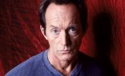 Lance Henriksen