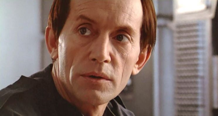 Lance Henriksen