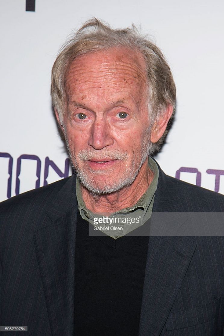 Lance Henriksen