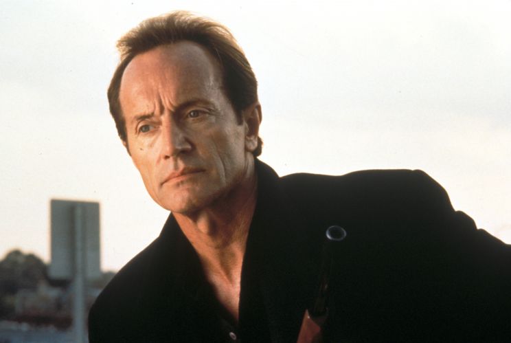 Lance Henriksen
