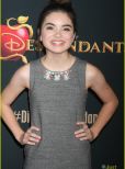 Landry Bender