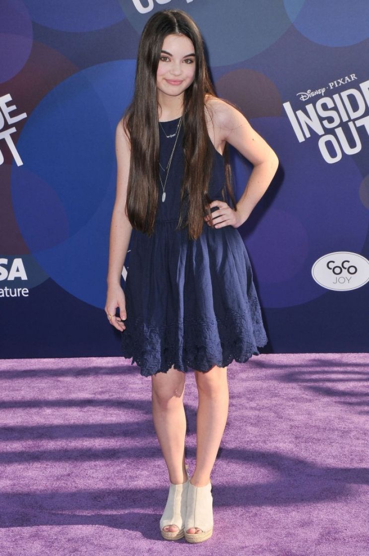 Landry Bender