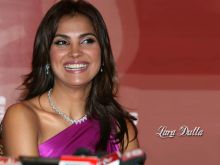 Lara Dutta #947517 picture (Landscape Medium)