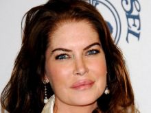 Lara Flynn Boyle