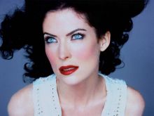 Lara Flynn Boyle