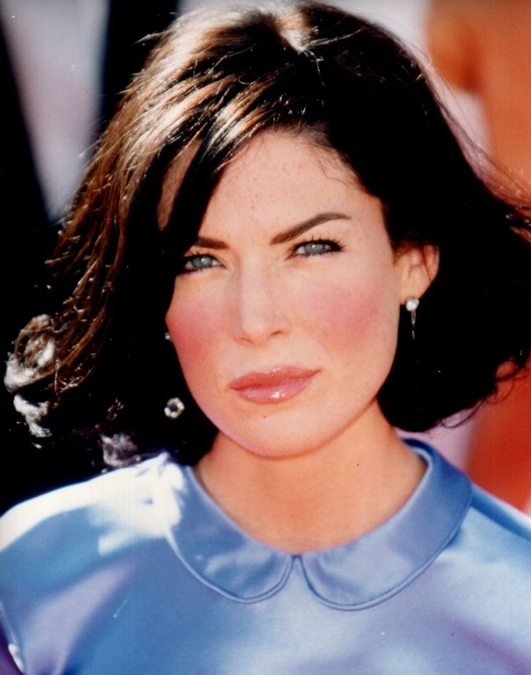 Lara Flynn Boyle