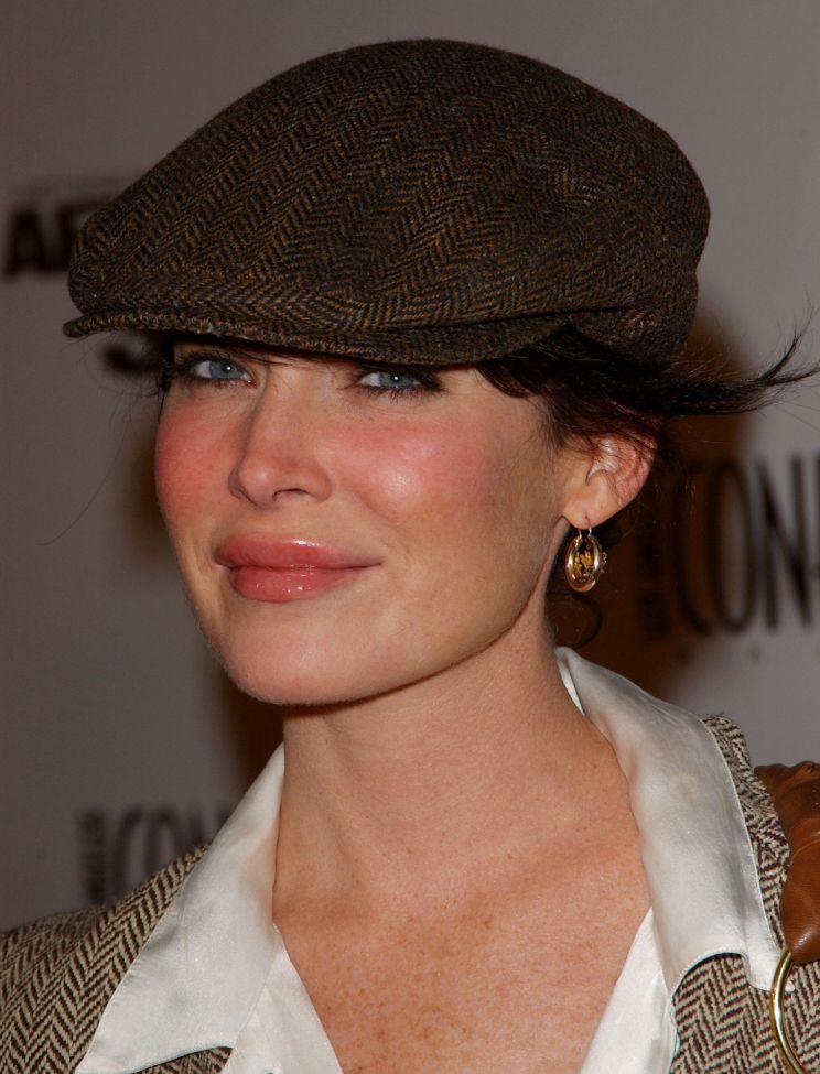 Lara Flynn Boyle