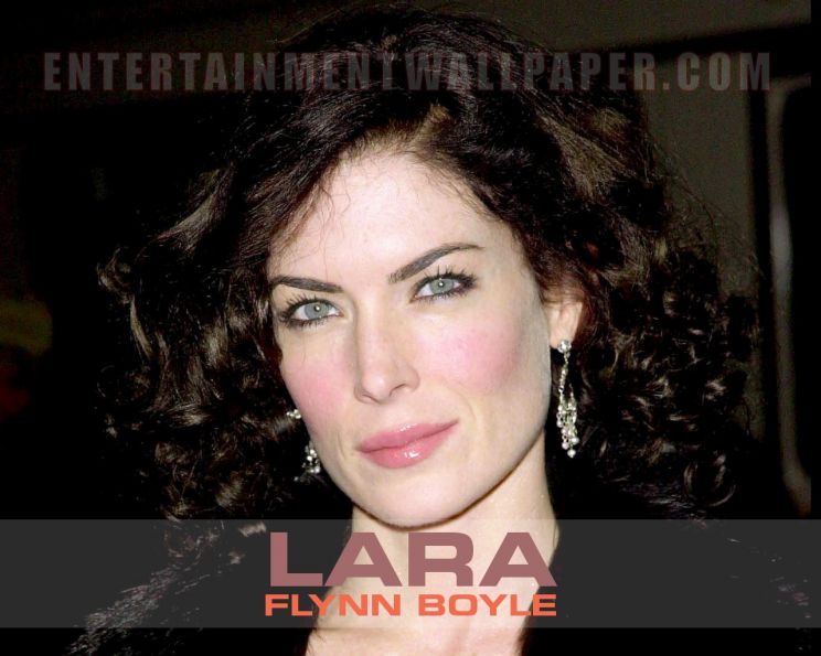 Lara Flynn Boyle