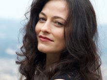 Lara Pulver