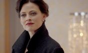 Lara Pulver