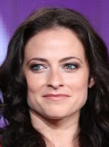 Lara Pulver