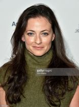 Lara Pulver