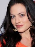 Lara Pulver