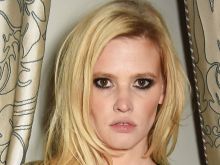 Lara Stone