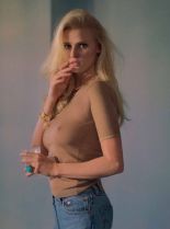 Lara Stone