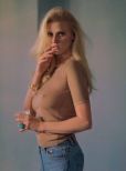 Lara Stone