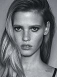 Lara Stone