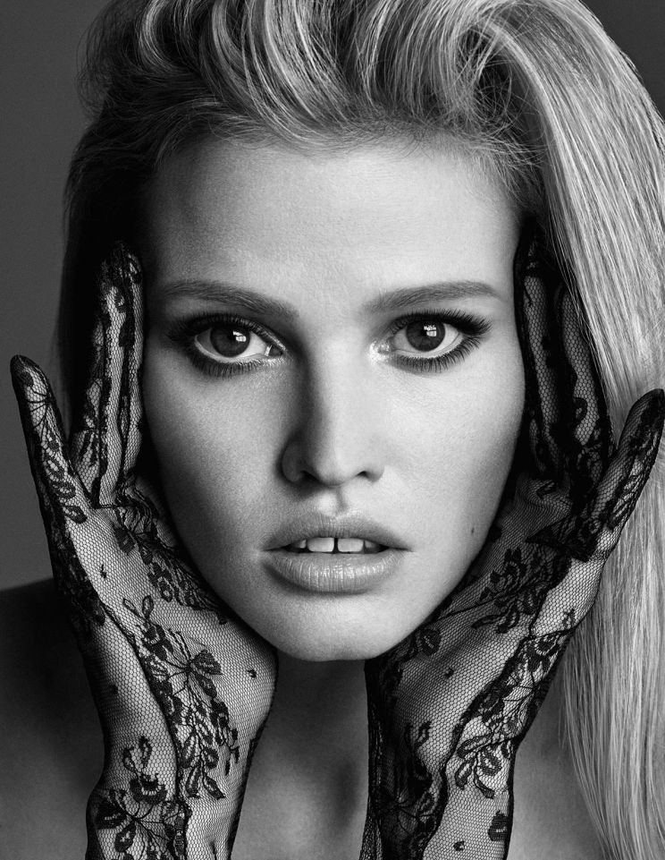 Lara Stone