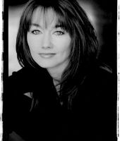 Lari White