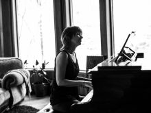 Lari White