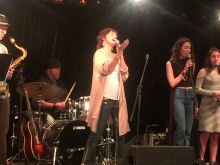 Lari White