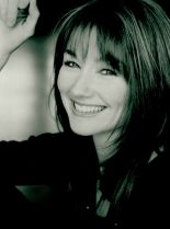 Lari White