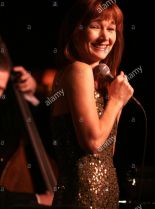 Lari White