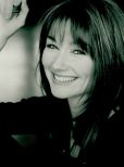 Lari White