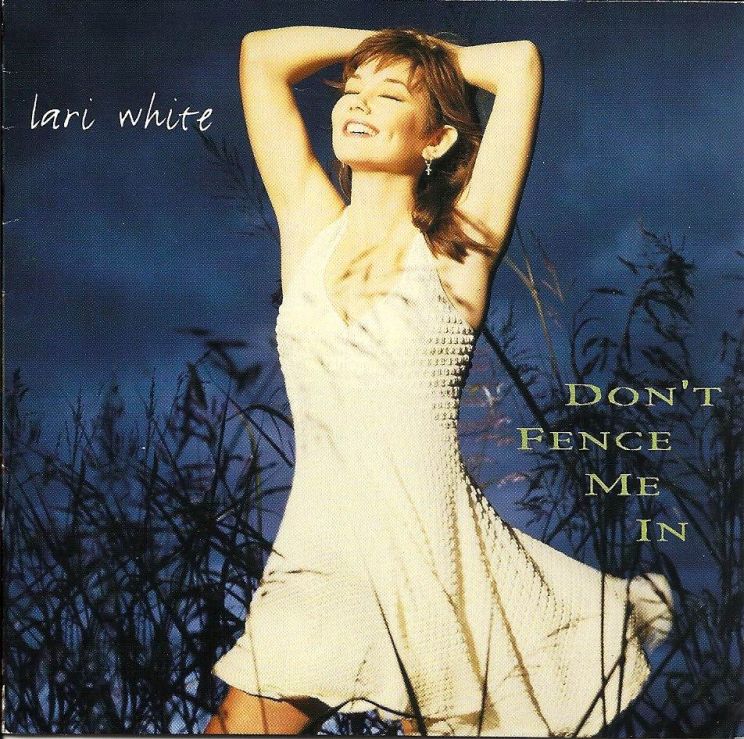 Lari White