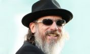 Larry Charles