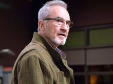 Larry Lamb