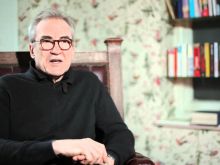 Larry Lamb