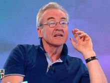 Larry Lamb