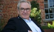 Larry Lamb