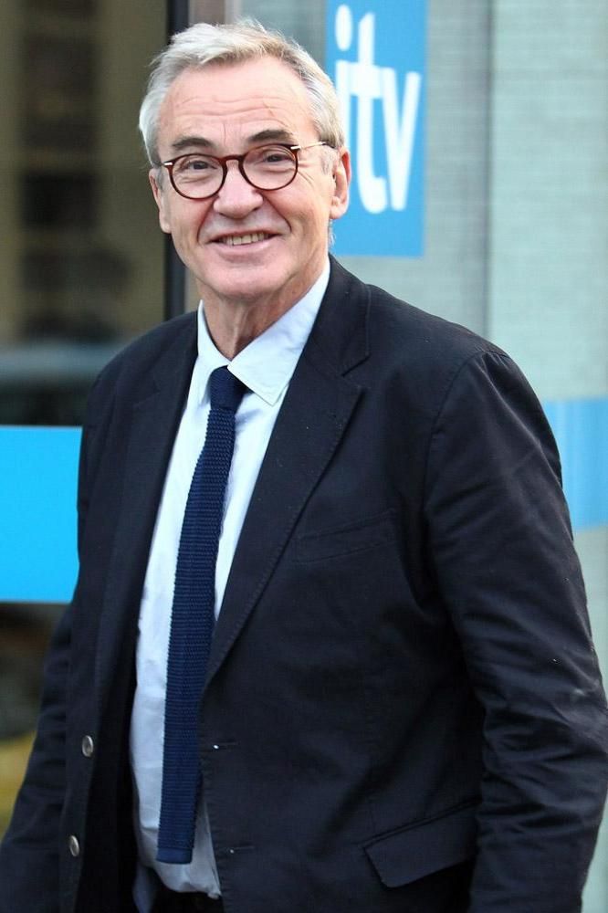 Pictures of Larry Lamb