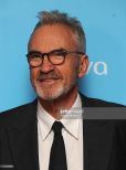 Larry Lamb