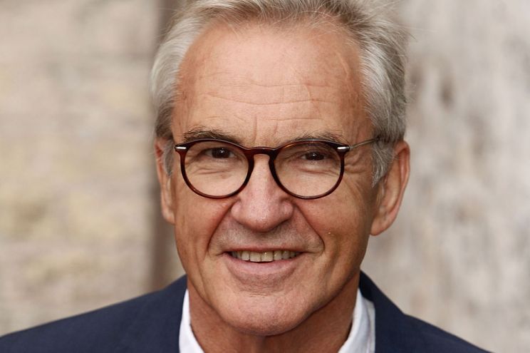 Larry Lamb