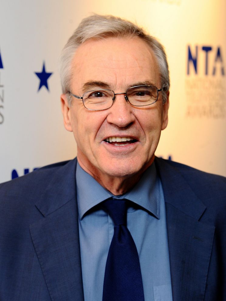 Larry Lamb