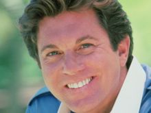Larry Manetti