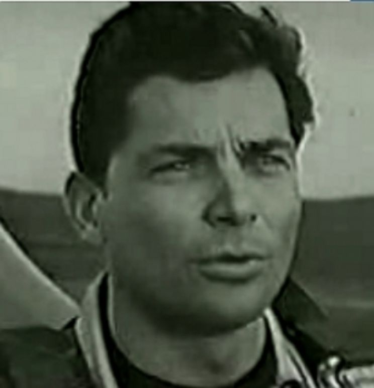 Larry Pennell